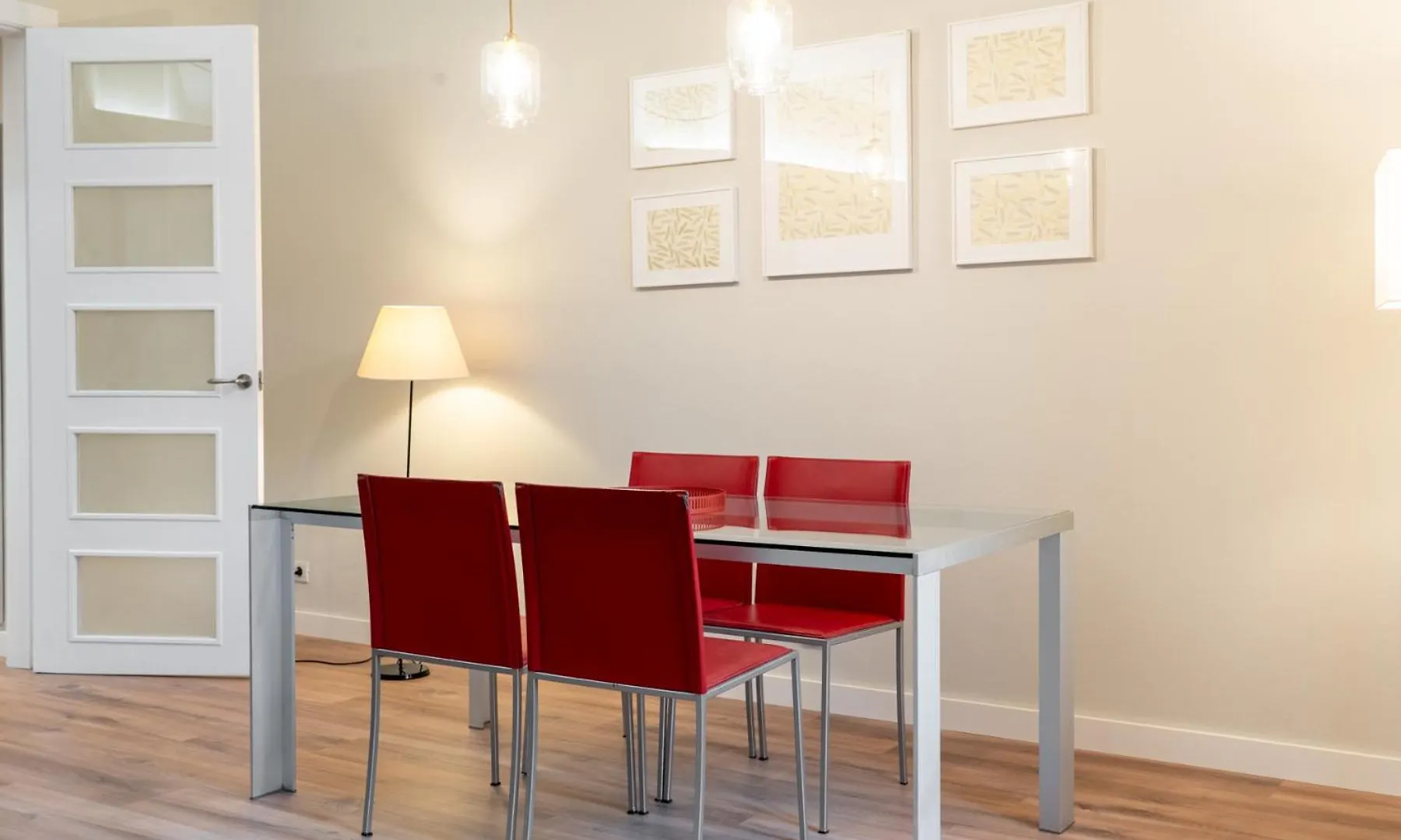 Sibsbcn Coliseum - Cozy And Central Barcelona Apartment